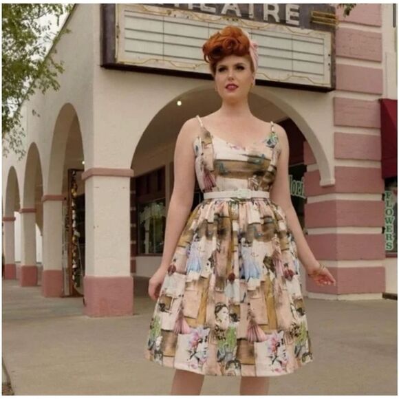 Super rare Tatyana Leading Ladies of Film Novelty
Print Dress size s - Picture 9 of 12